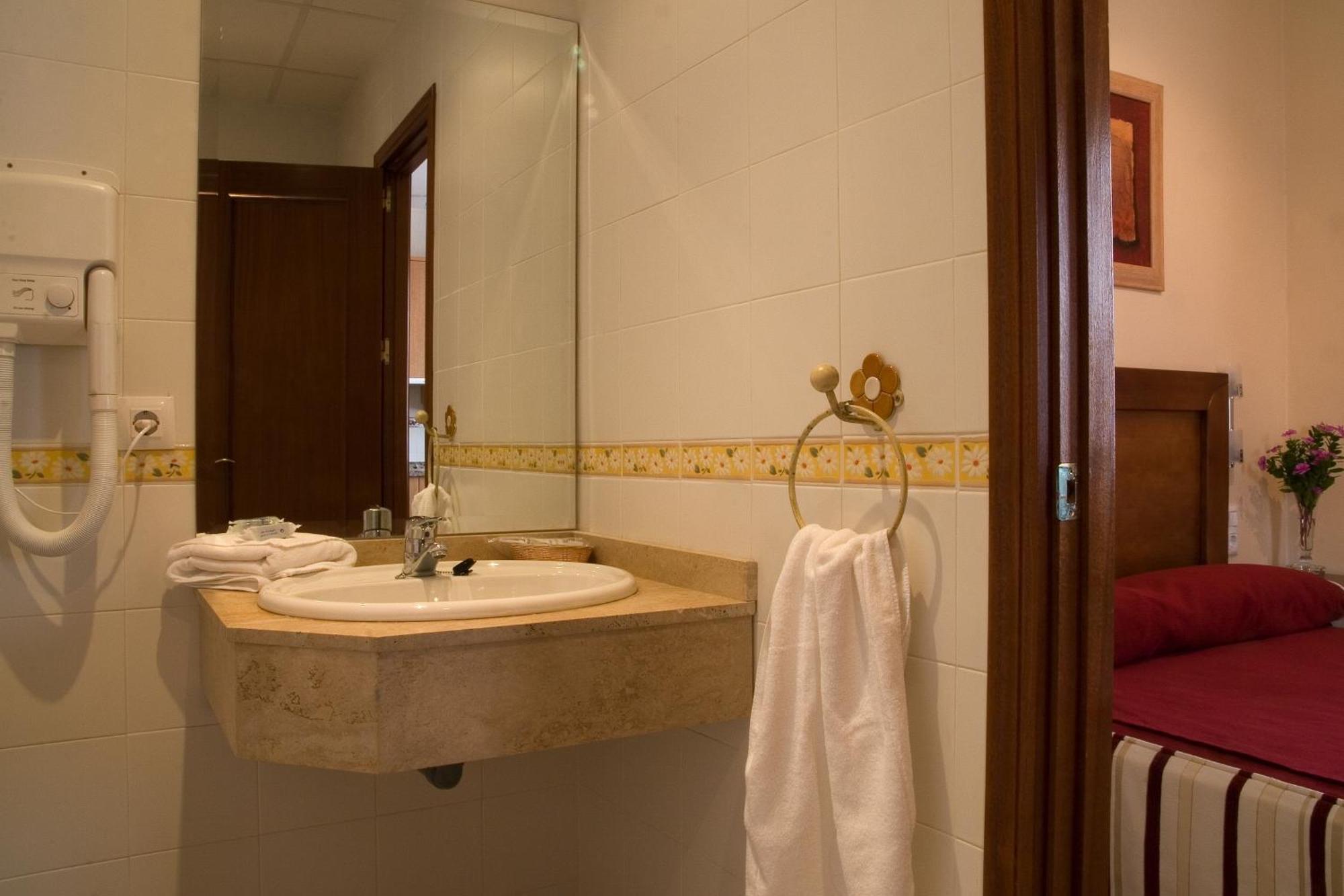 Apartamentos La Fuente Кордова Экстерьер фото