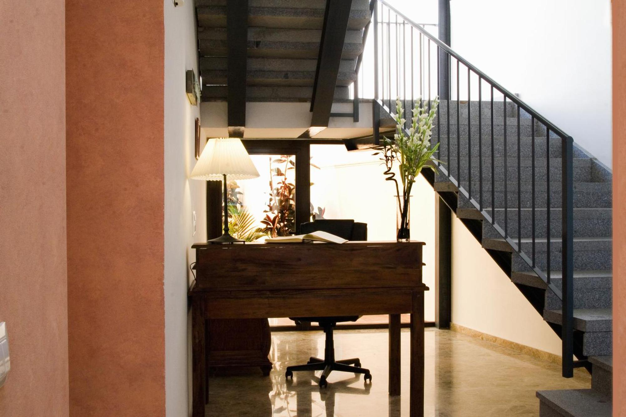 Apartamentos La Fuente Кордова Экстерьер фото